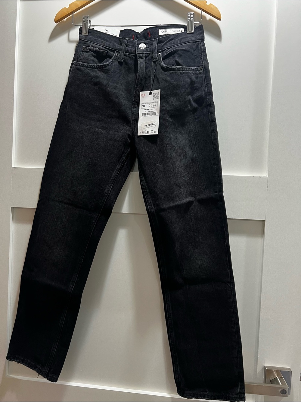 Zara Women’s Black Straight-Leg Jeans - Classic Everyday Fit